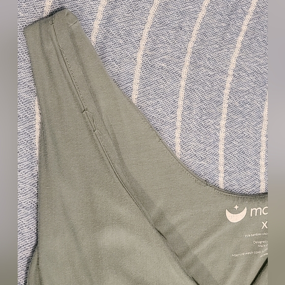 Mamalux Leakproof Lounge Dress XL Sage Green with Unopened New Nursing Pads - Picture 5 of 5